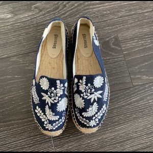 Soludos size 8.5